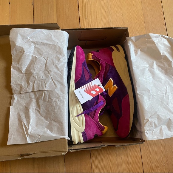 New balance 990 brand new in box never worn - Picture 8 of 9